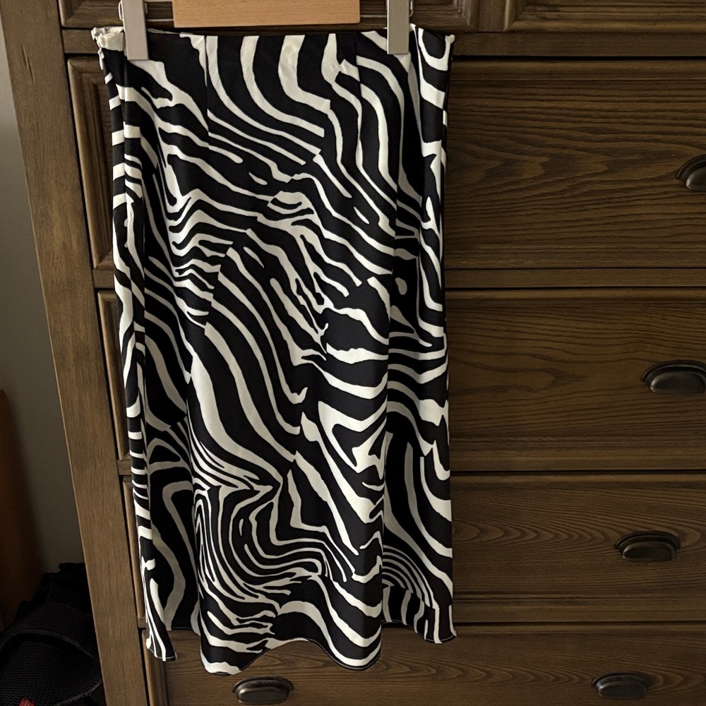 Marled Black and White Zebra A-Line Skirt